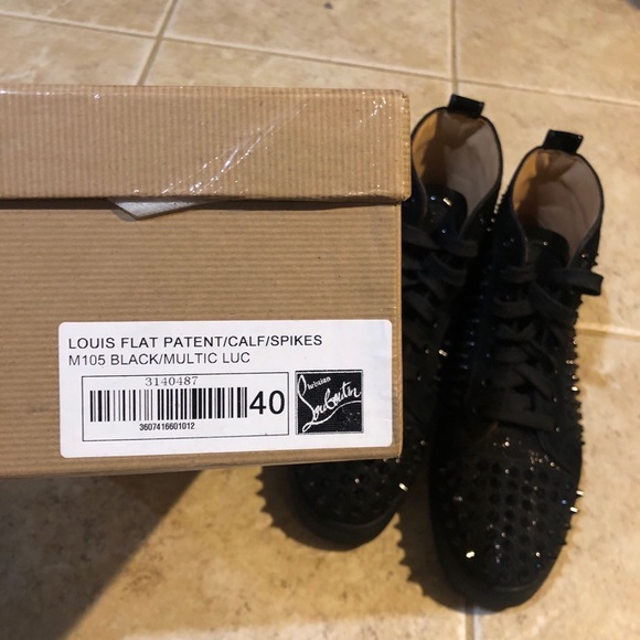 Christian Louboutin HT Flat Patent Spikes Brand New size 40 (7US) 3140487